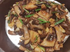 橄榄油炒三种蘑菇-西贝(虹口龙之梦店)