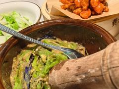 皮蛋青椒擂茄子-费大厨辣椒炒肉(沙河万达店)