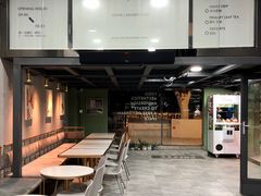 -ADO KAFE(大学城店)