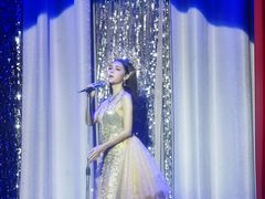 -金东尼人妖秀