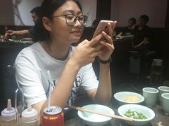 -红九格老火锅(三峡广场店)