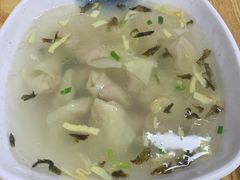 小馄饨-门庭若市豆浆油条(恒生广场店)