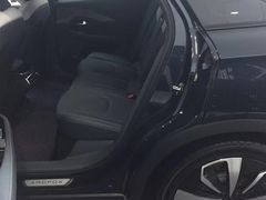 -ARCFOX极狐(世纪金源店)