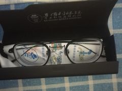 -罗伯特眼镜·蔡司官方授权(罗湖国贸店)