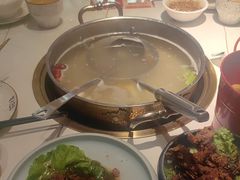 -牛人日志·鲜牛肉骨汤火锅(万科里瑧店)