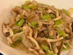 -一坐一忘云南菜(嘉里中心店)
