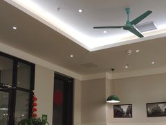 大堂-魏记烧味饭