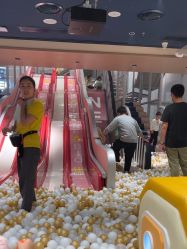 -奈尔宝家庭中心·亲子餐厅(北京东坝万达店)