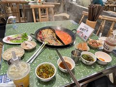 -五里关火锅(上海鑫耀·光环Live店)