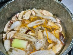 -芸山季·云南野生菌火锅(人民广场来福士店)