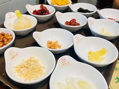 十二微碟-大明铜锅·烤涮坊·烧烤(新开路店)