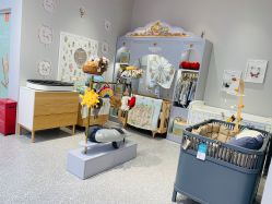 -国际蓝孩(万象城店)