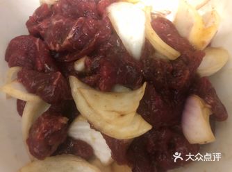 周五晚上的烤肉很美味 就是有点咸了  疫情早日过去吧