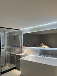 -三只熊皮肤管理中心旗舰店