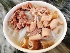猪肠拼边肉濑粉-三鄉濑粉·铭珠粥粉
