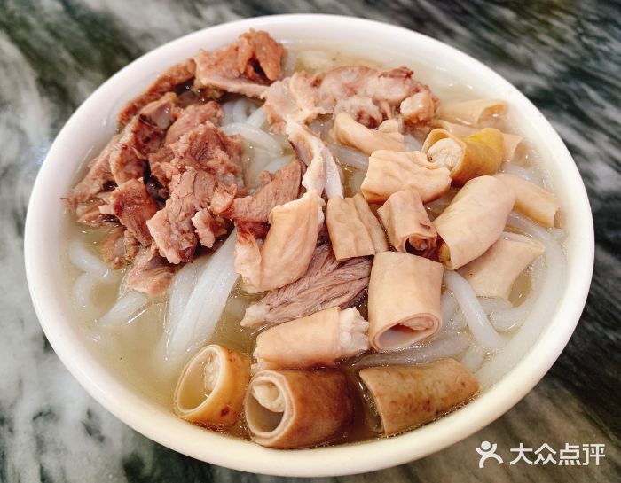 三鄉濑粉·铭珠粥粉猪肠拼边肉濑粉图片