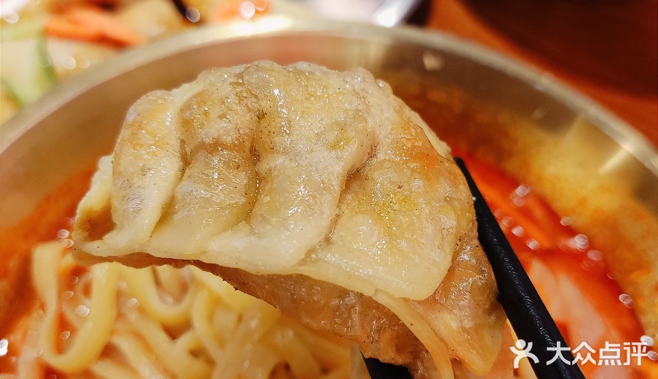 时尚天河新店❗来自韩国的炸酱面🍜糖醋肉[色]