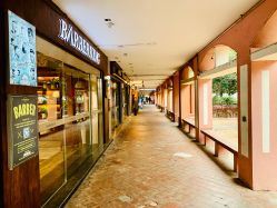 前台-BARBERKING男士理发馆barber shop