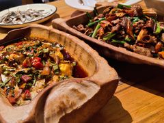 -老滇山寨•云南特色菜•地方菜•民族风情歌舞表演(金碧店)