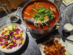 -泉味道贵州厨房(三里河店)