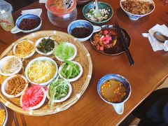 -包整·丝娃娃(一览甲秀楼风景店)