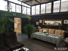 -出走咖啡·面包(宋庄店)