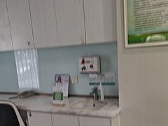 -登特口腔医院(鼓楼东街口店)