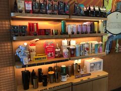 -星巴克臻选(华堂·新辰汇店)