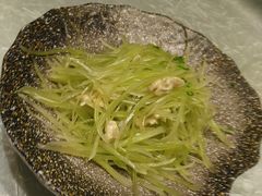 鲜核桃炒笋-东方之珠海鲜酒楼(南开店)