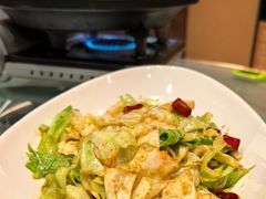 手撕包菜-辛香味烧鱼馆·非遗技艺·排骨红烧肉(光谷医药园店)