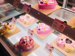 -巴黎贝甜(大宁国际商业广场店)