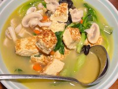 杂菌手工豆腐-涌觅名灶·本地海鲜宁波菜(财富广场店)