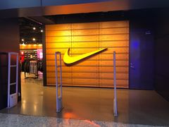 -NIKE品牌体验店(金源新燕莎店)