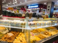 面包甜点陈列柜-上海市长春食品商店(淮海中路店)