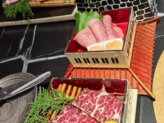 -山川小町·极番烧肉(新地假日广场店)