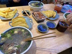 -老新隆牛肉锅贴(新街口店)