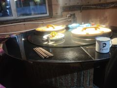 -鱼窝棚柴火铁锅炖(富山屯店)