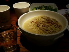 -阿瓦山寨·湘菜现炒·剁椒鱼头王(咸阳总店)