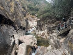 -鄣山大峡谷