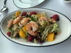 鲜虾芒果沙拉-atta bj(国贸商城店)