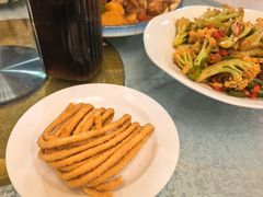 -汗腾格里·风味餐厅(新疆驻京办店)