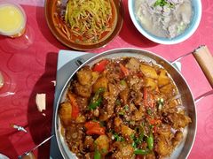 -冯烫烫跷脚牛肉·川菜小馆(武胜西街店)