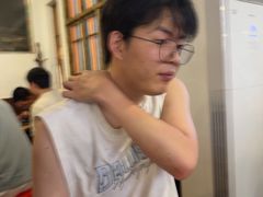 -冶建镜子·中国龙虾王(总店)