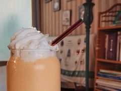 -Rabbit Cafe私房西餐甜点咖啡(栖霞路店)