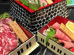 -山川小町·极番烧肉(新地假日广场店)