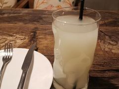 -HIGH FIVE哈福手工汉堡(桂林路店)