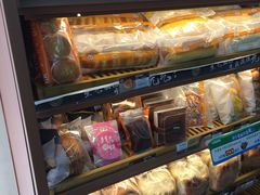 -全家便利店(东直门店)