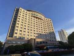 -山明水秀大饭店
