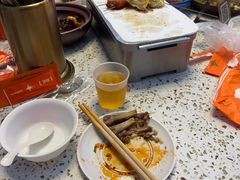 -小董哥烤串·爆汁大油边(故宫店)
