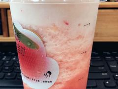 -喜茶(北京华贸购物中心店)